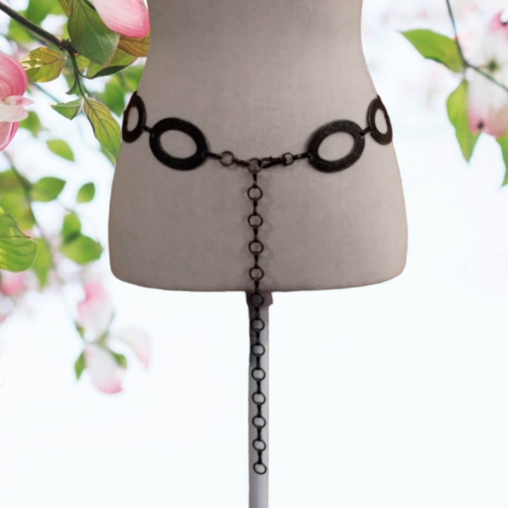 Love Belt With Bronze Metal Color Open Oval Loops/Chain & Clasp Closure Sz M